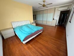 Phillips Avenue (D19), Semi-Detached #572262981